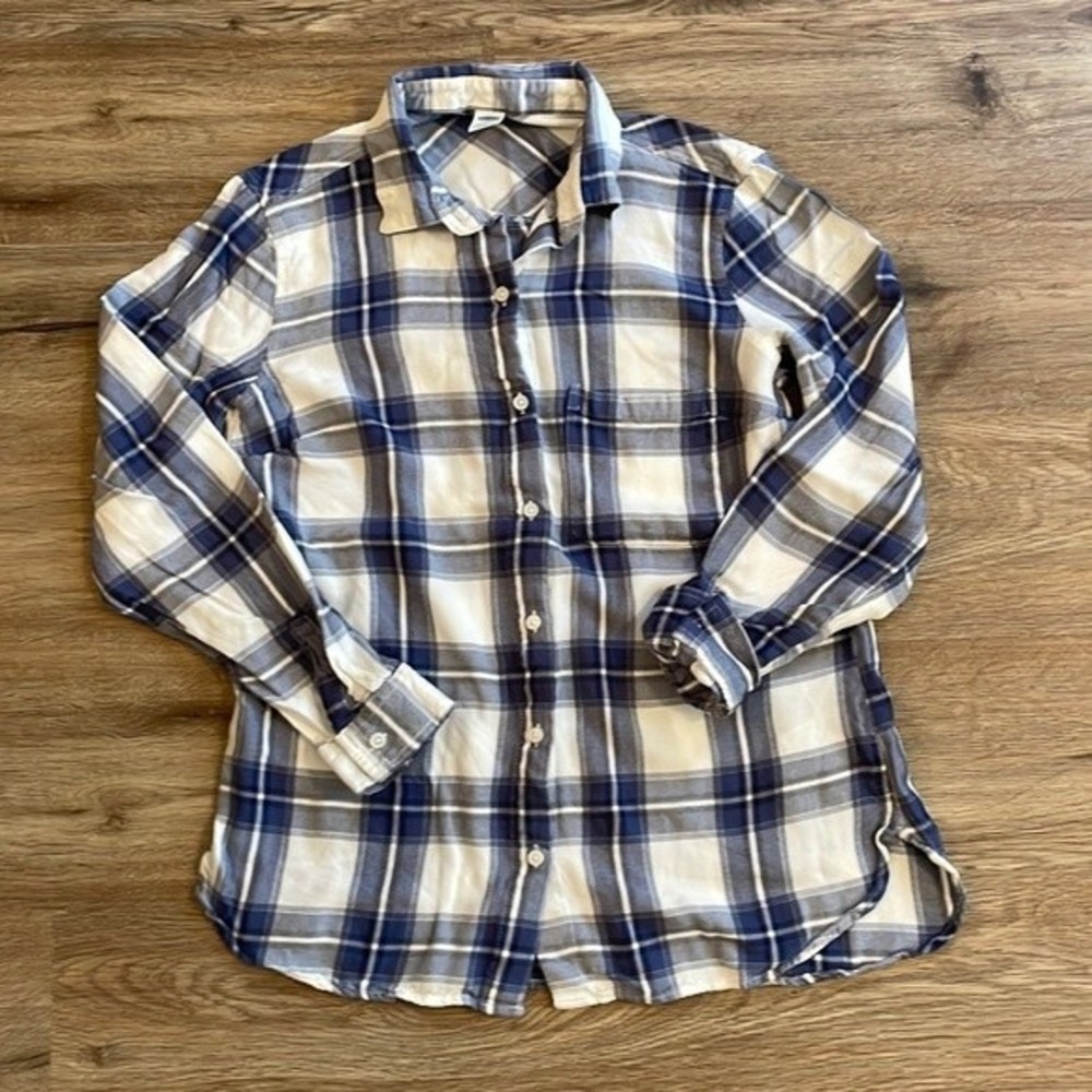 Old Navy Blue & White Plaid Button Up Shirt